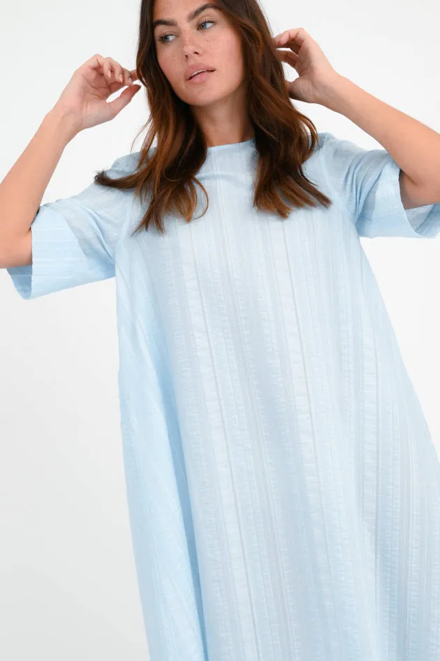 Seersucker Kleid in Hellblau